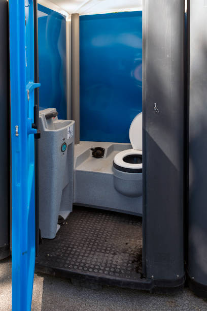 Professional porta potty rental in Golden Beach, MD